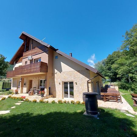 O'Toole'S, Plitvice Bed & Breakfast โคเรนนิซา ภายนอก รูปภาพ